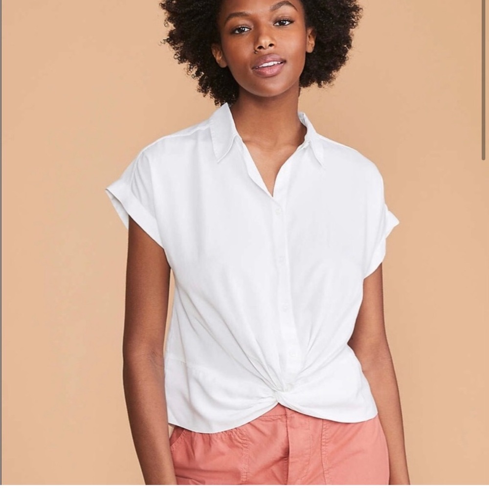 Lou & Grey for Loft White Button-Up Blouse w/ Front Twist
